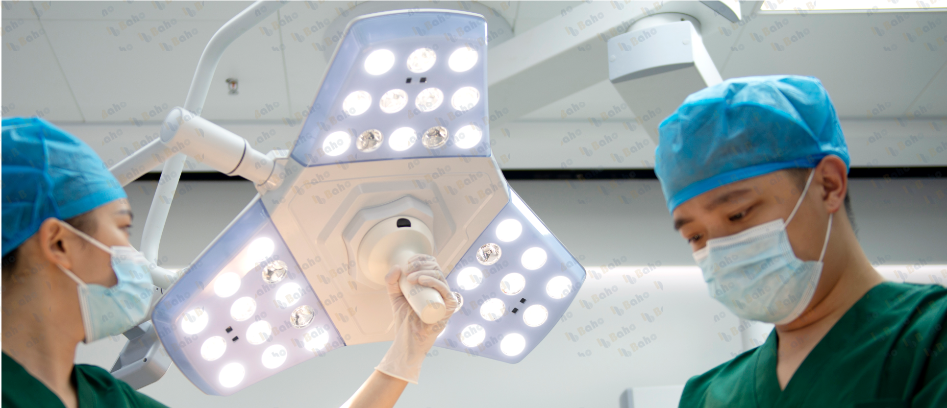 COMEN L5 Surgical Light 3